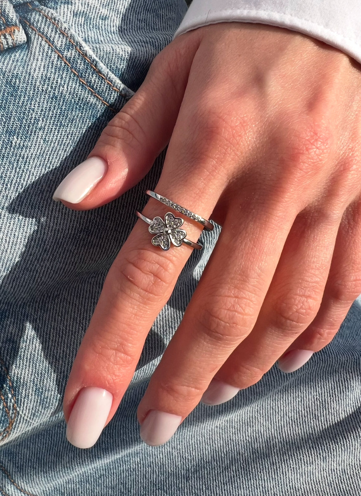 Каблучка Clover